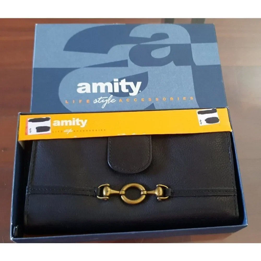 Amity Scholar Clutch Wallet Chocolate Brown Leather Checkbook Cover China in Box